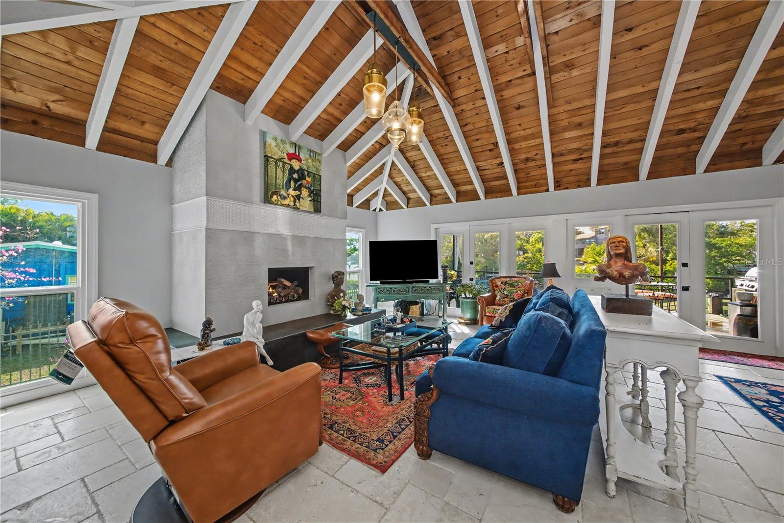 PHILLIPPI SHORES - Residential