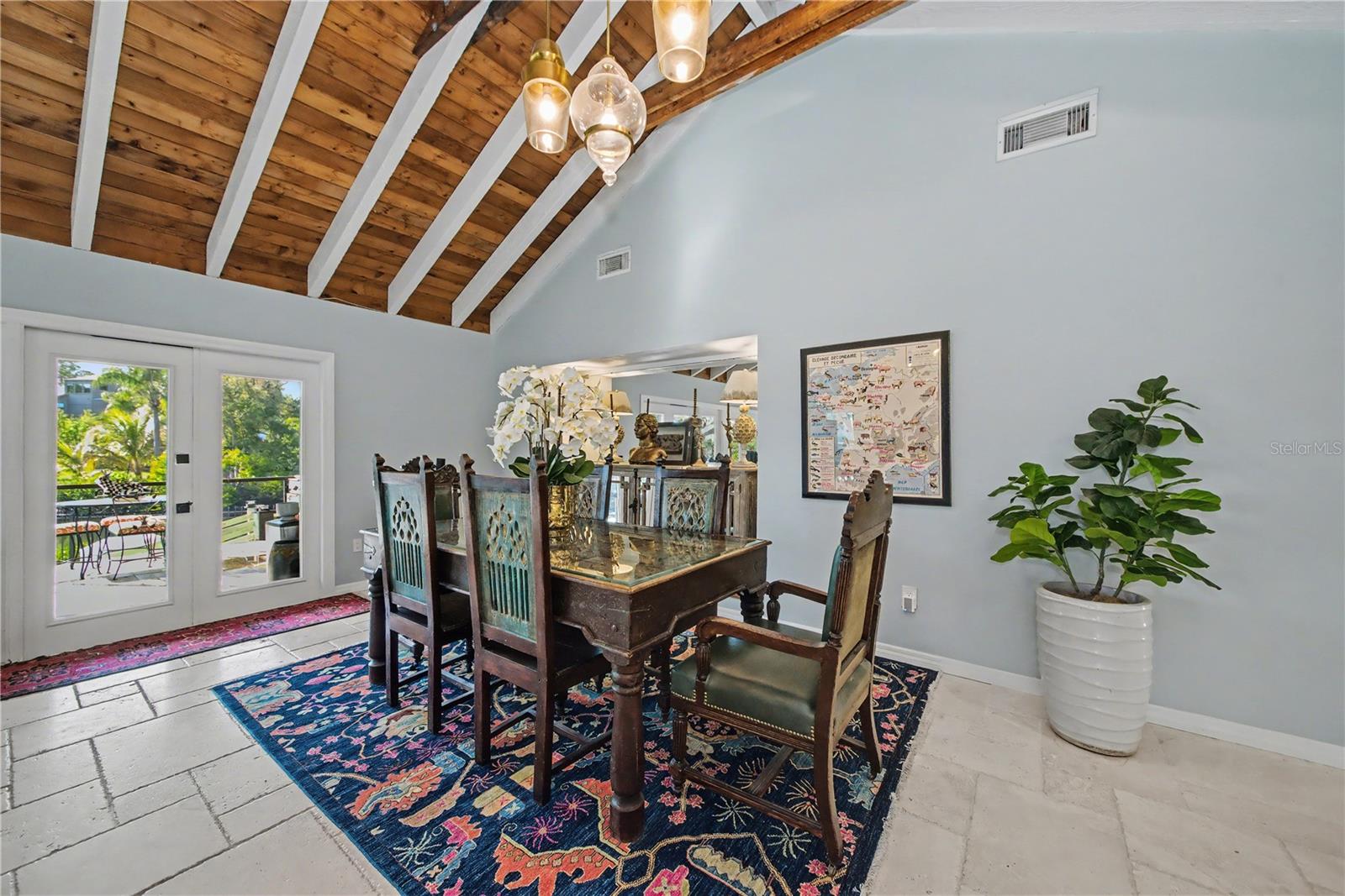 PHILLIPPI SHORES - Residential