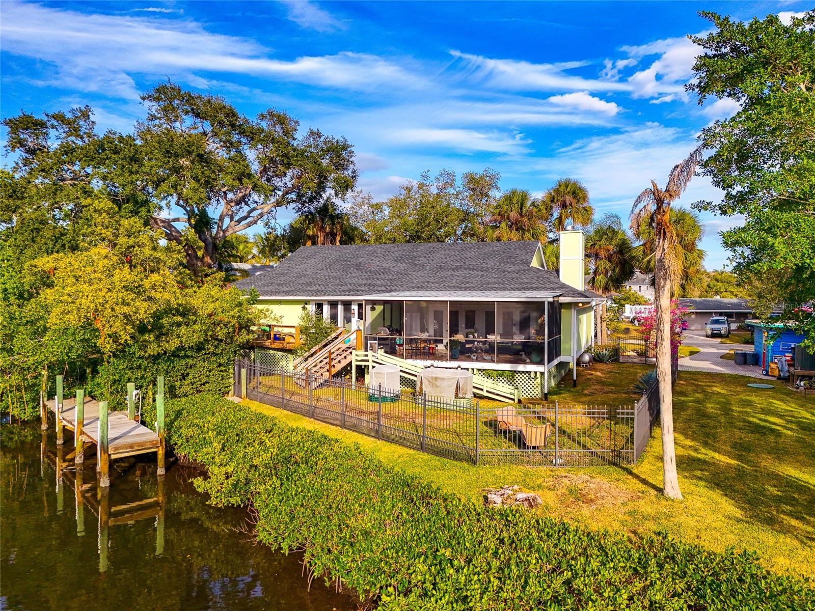 PHILLIPPI SHORES - Residential