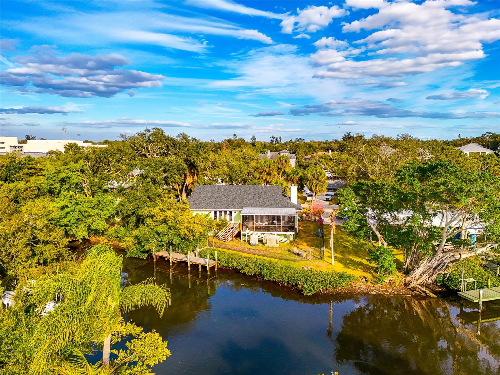 PHILLIPPI SHORES - Residential