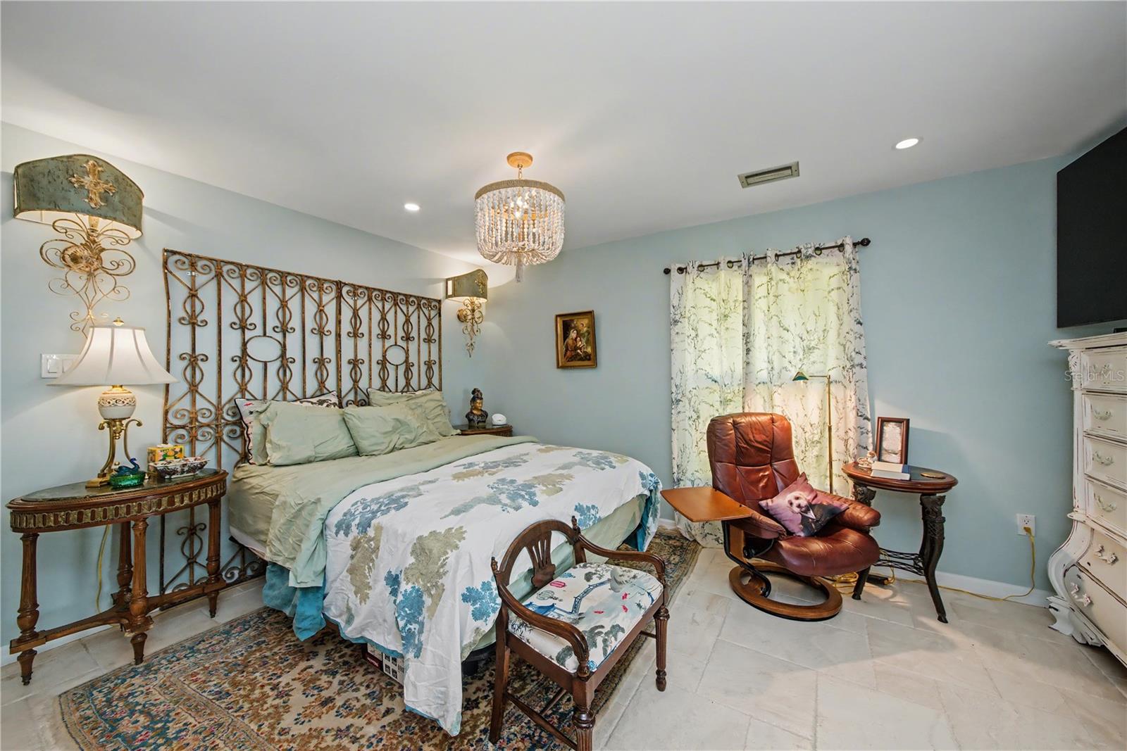 PHILLIPPI SHORES - Residential