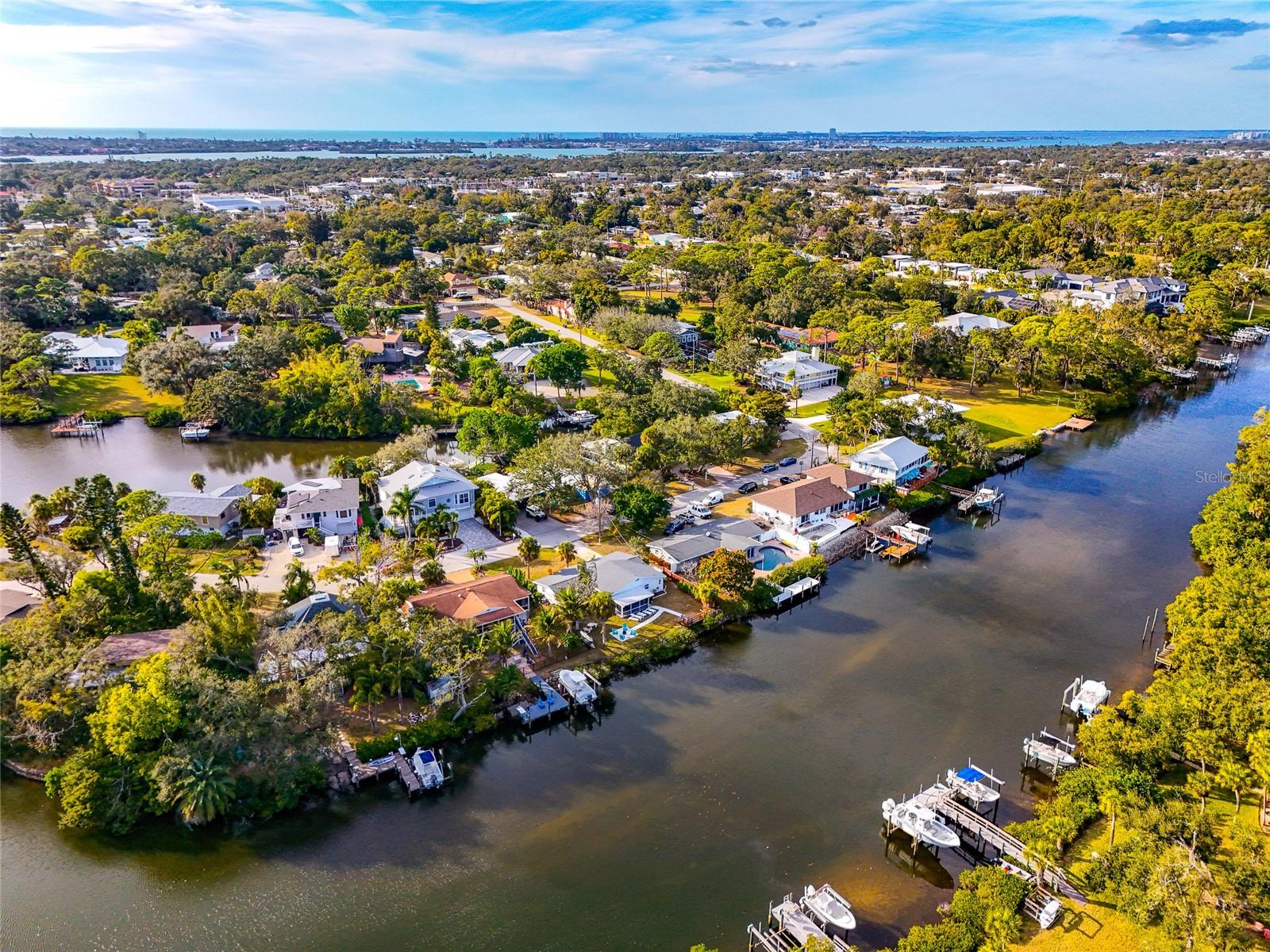 PHILLIPPI SHORES - Residential