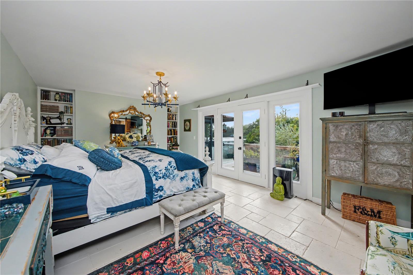 PHILLIPPI SHORES - Residential