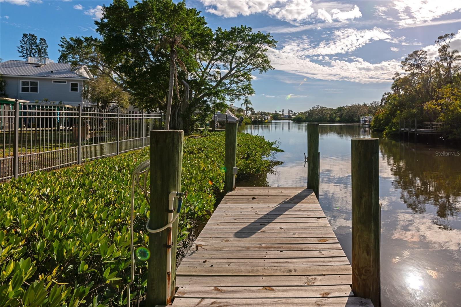 PHILLIPPI SHORES - Residential