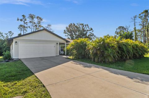 A home in PORT CHARLOTTE