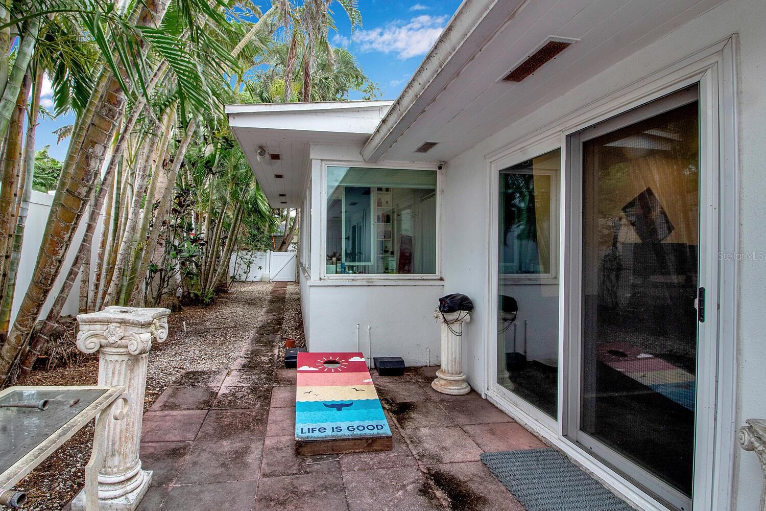 SAINT ARMANDS DIV JOHN RINGLING ESTATES - Residential