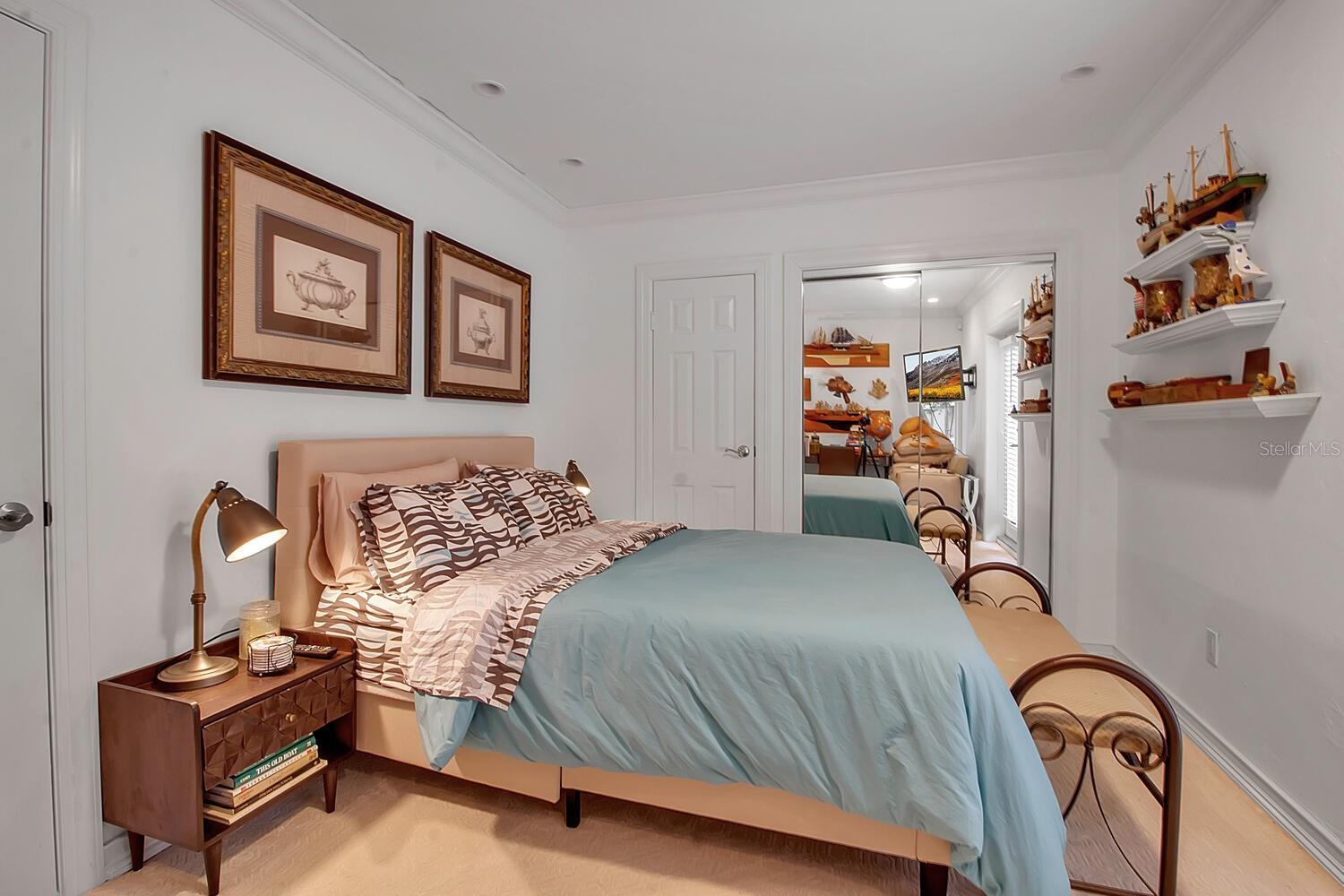 SAINT ARMANDS DIV JOHN RINGLING ESTATES - Residential