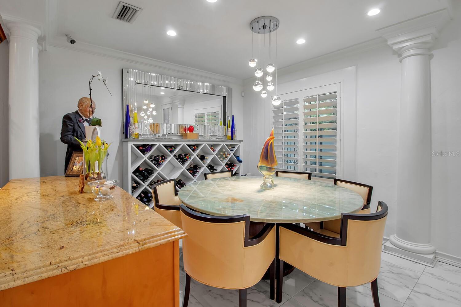 SAINT ARMANDS DIV JOHN RINGLING ESTATES - Residential