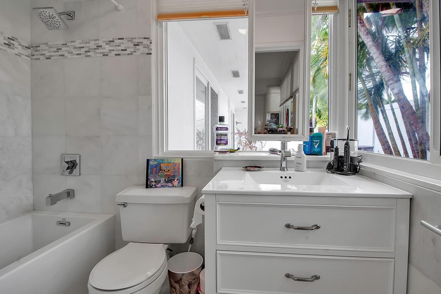 SAINT ARMANDS DIV JOHN RINGLING ESTATES - Residential