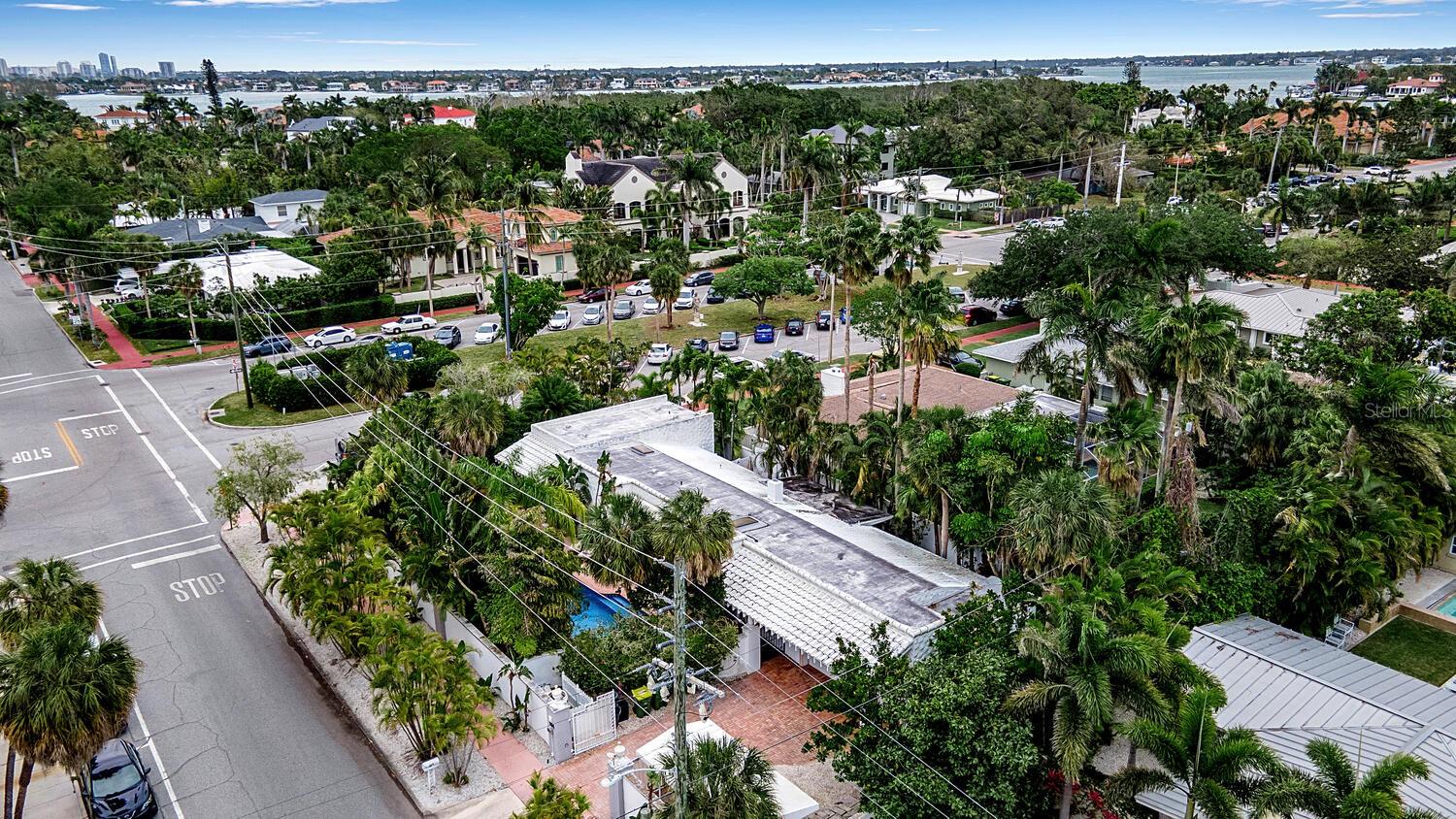 SAINT ARMANDS DIV JOHN RINGLING ESTATES - Residential