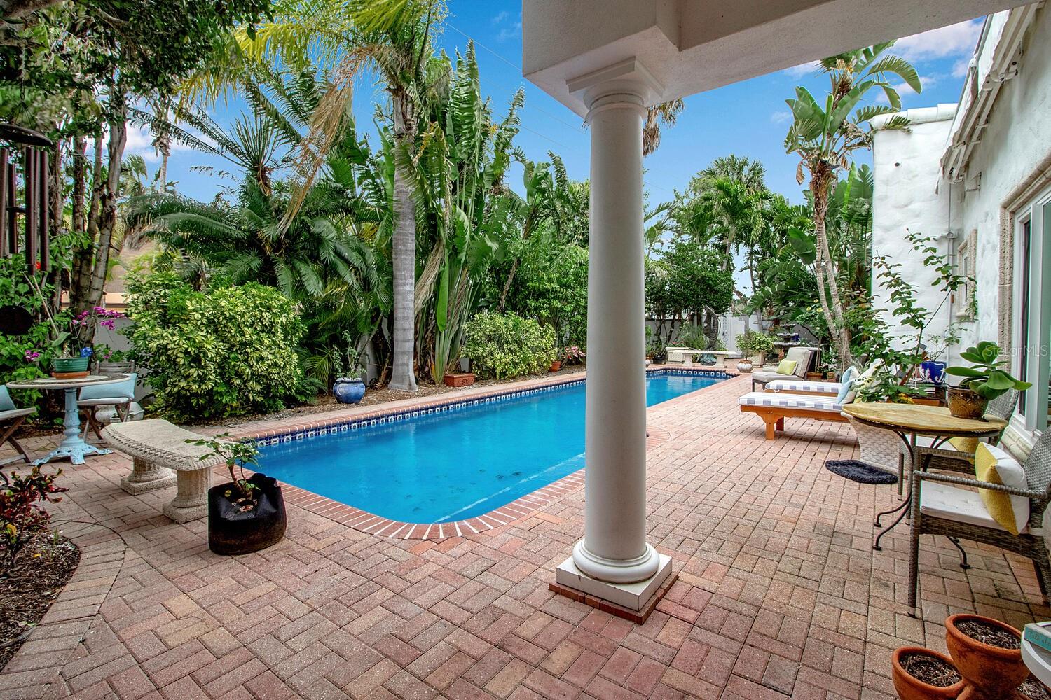 SAINT ARMANDS DIV JOHN RINGLING ESTATES - Residential
