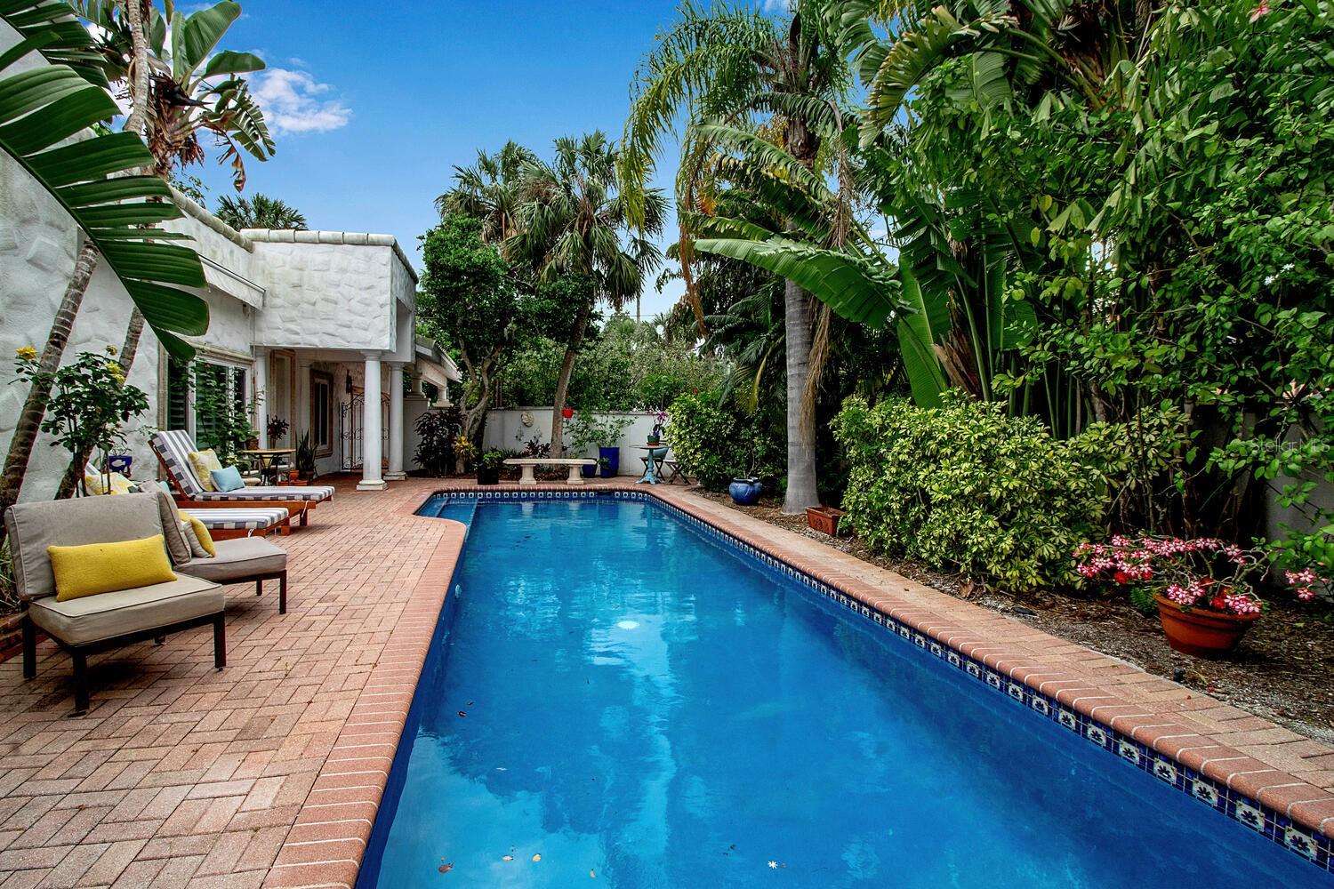 SAINT ARMANDS DIV JOHN RINGLING ESTATES - Residential