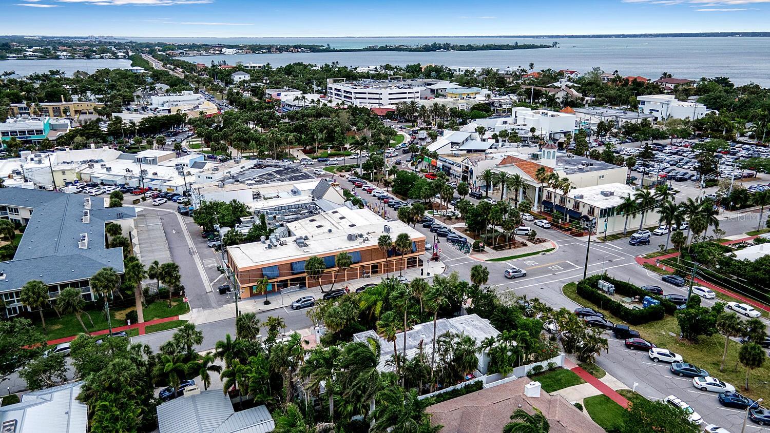 SAINT ARMANDS DIV JOHN RINGLING ESTATES - Residential