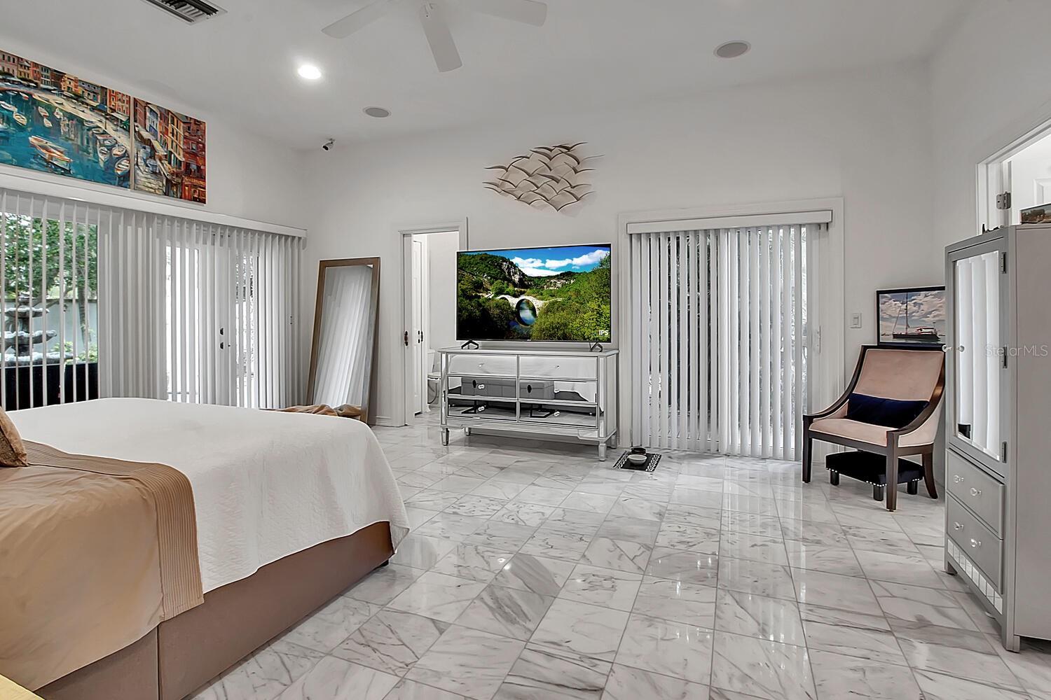 SAINT ARMANDS DIV JOHN RINGLING ESTATES - Residential