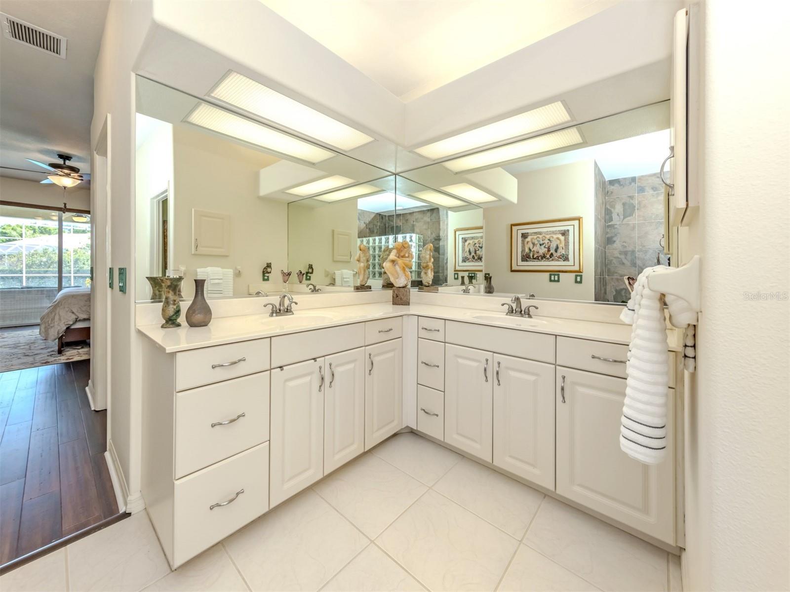 MISSION ESTATES - Residential