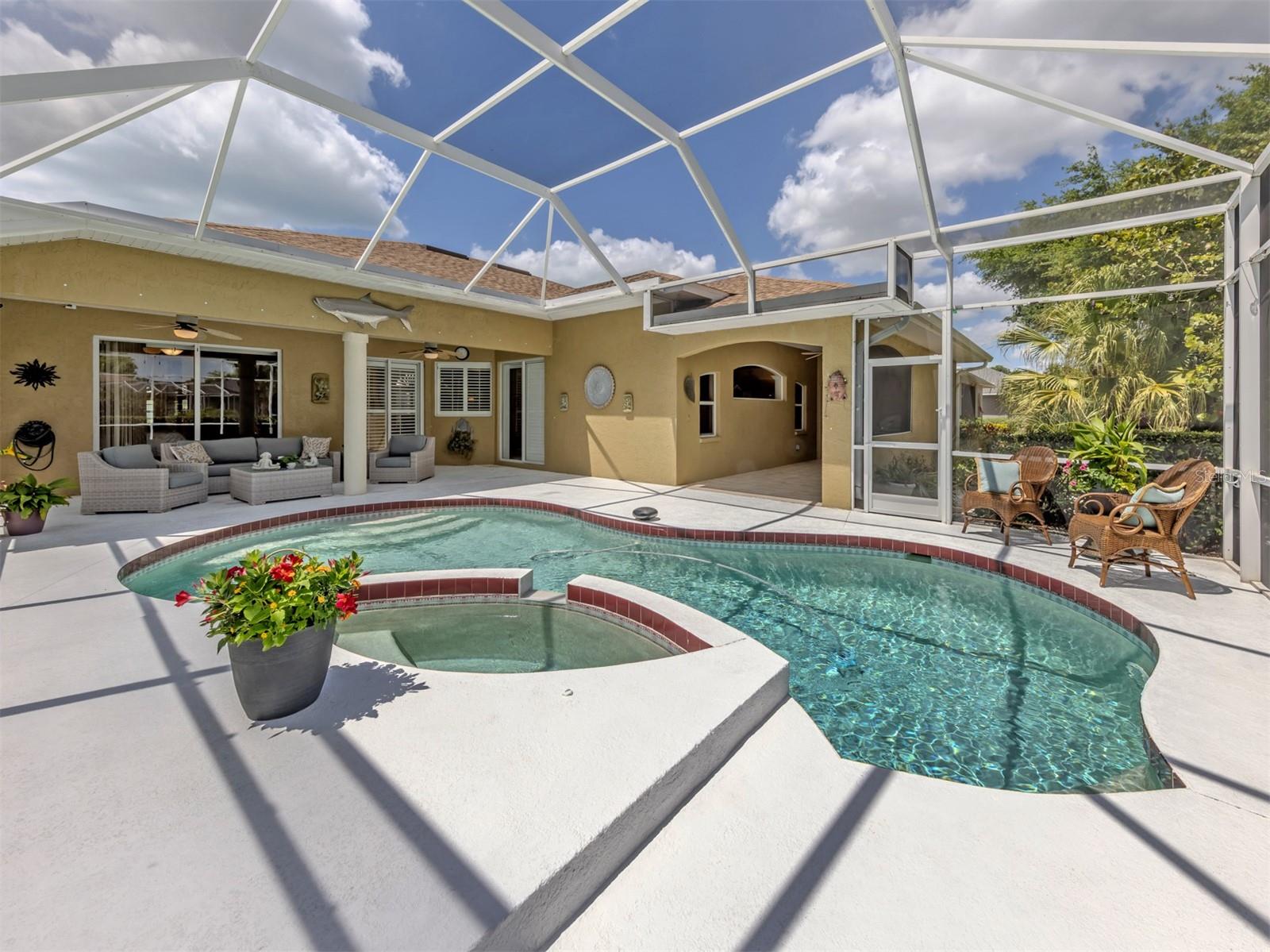 MISSION ESTATES - Residential