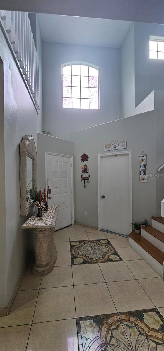 1827 MEADOW POND WAY