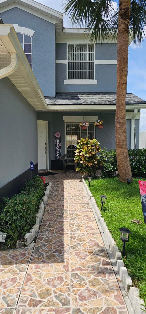 1827 MEADOW POND WAY