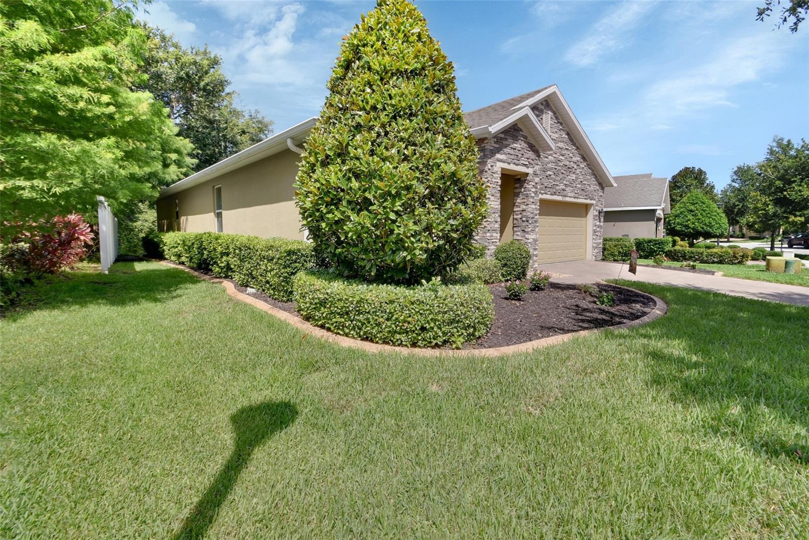 605 CHAMPIONS GATE BLVD