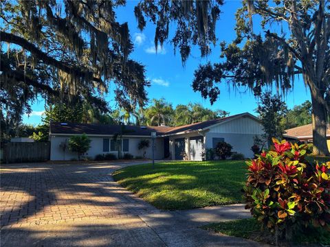 Photo of 428 Harbour Island Road, Edgewood, FL 32809 (MLS # O6347201)