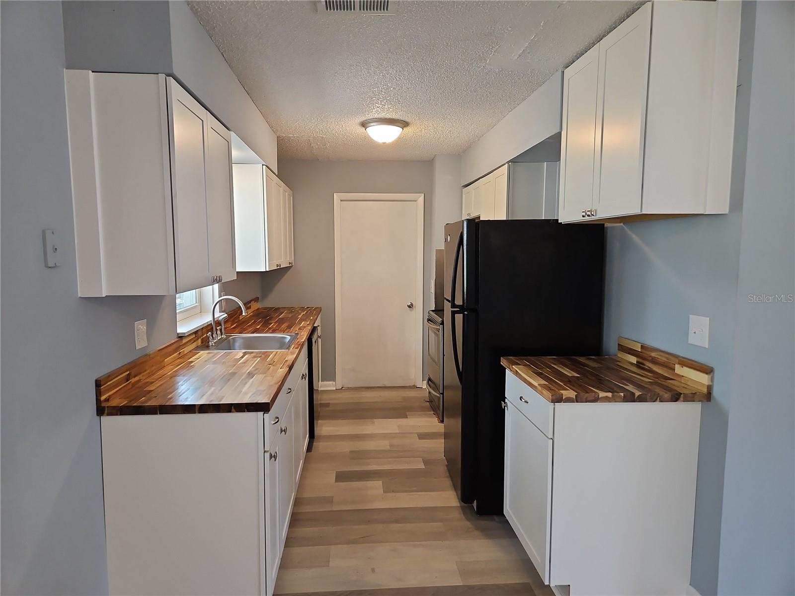 TRADE WINDS VILLAGE - Residential