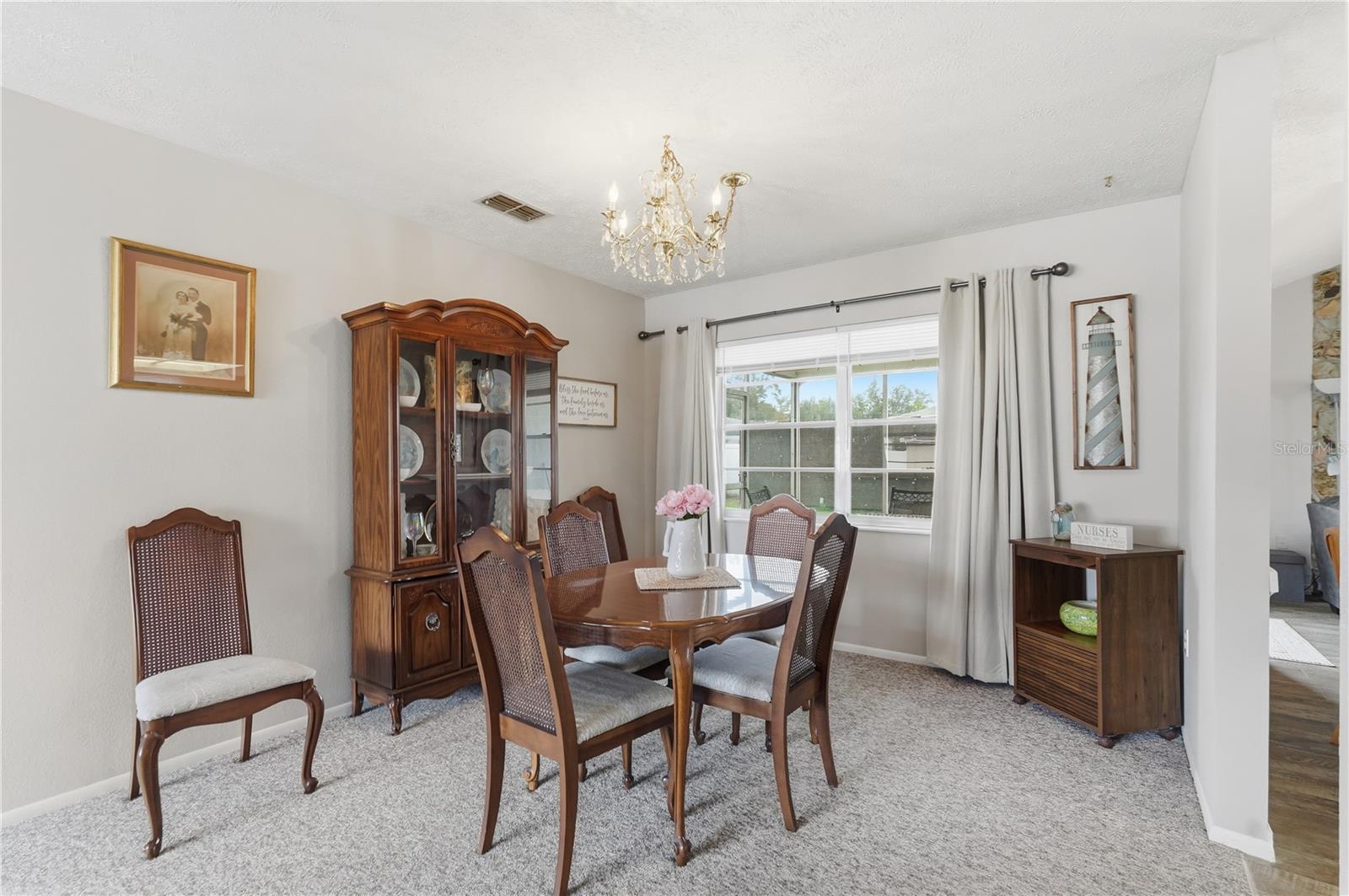 EMBASSY HILLS - Residential