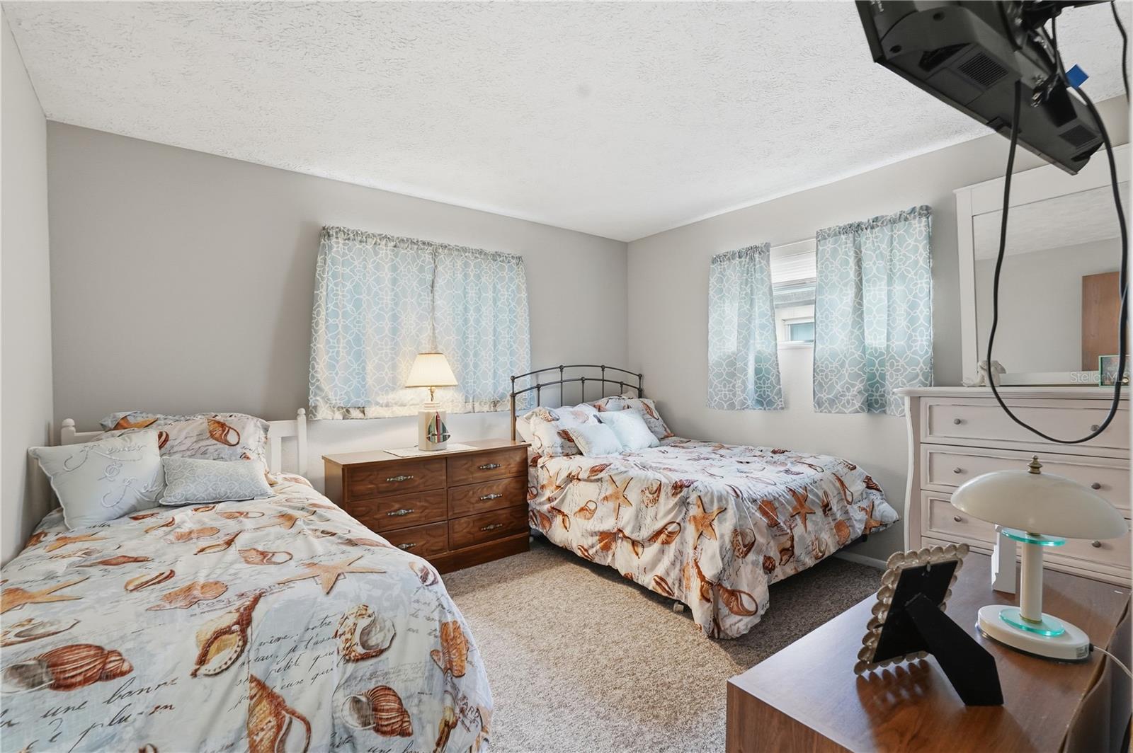 EMBASSY HILLS - Residential