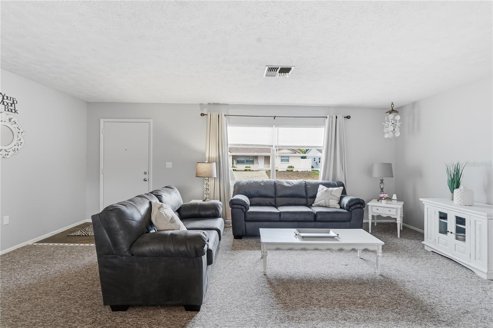 EMBASSY HILLS - Residential