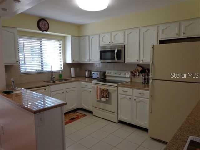 WILLOW LINKS - Residential Lease