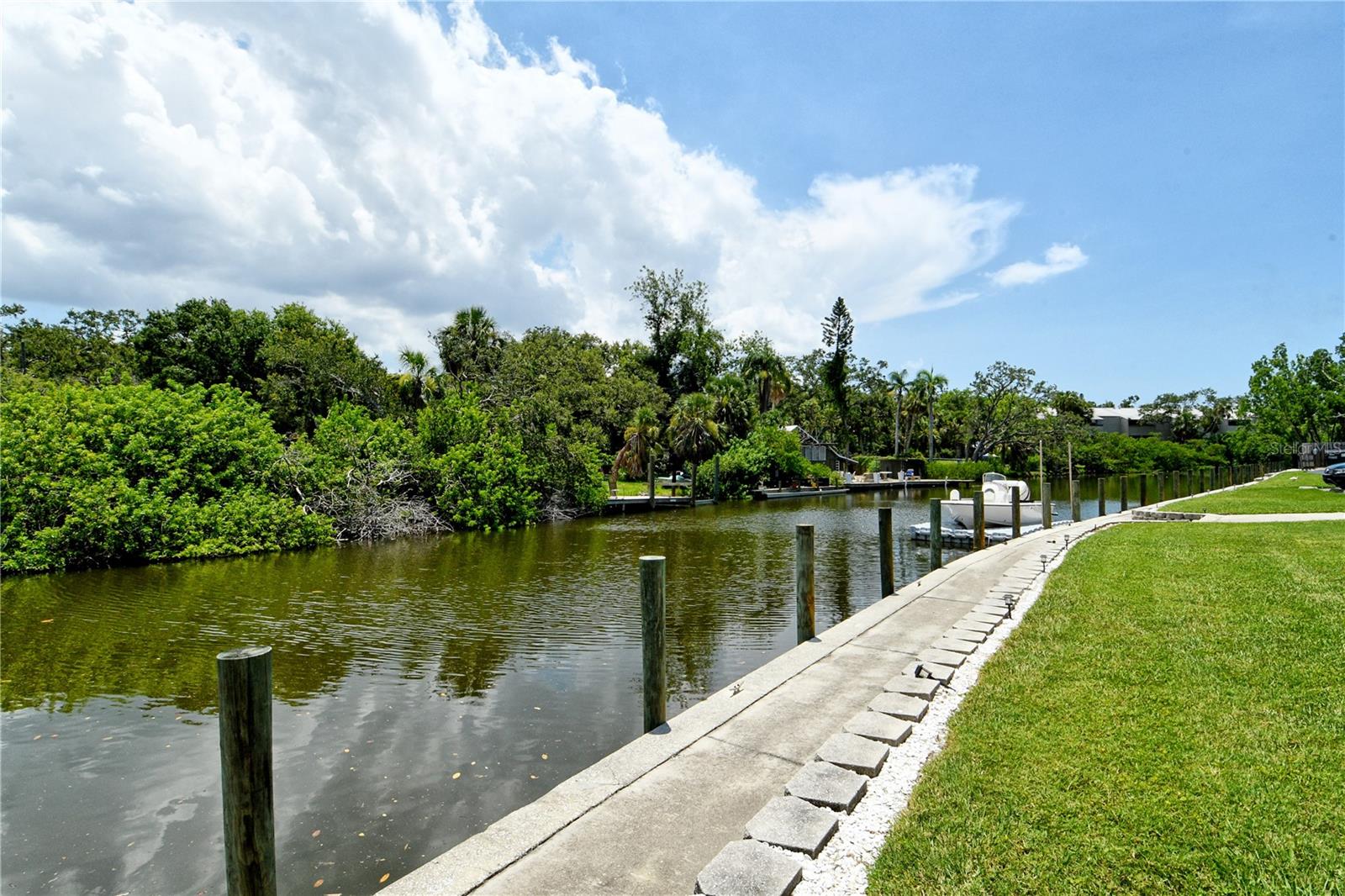 WHITAKER BAYOU - Residential