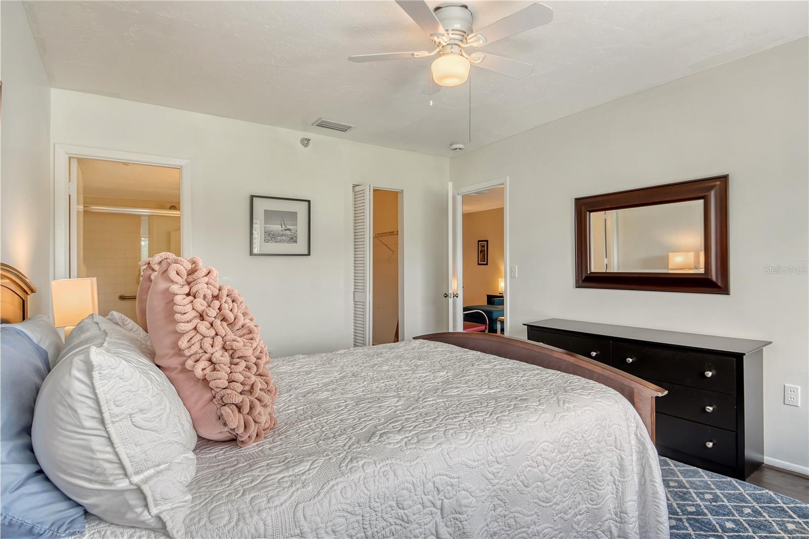 2124 TAMIAMI TRAIL N 103