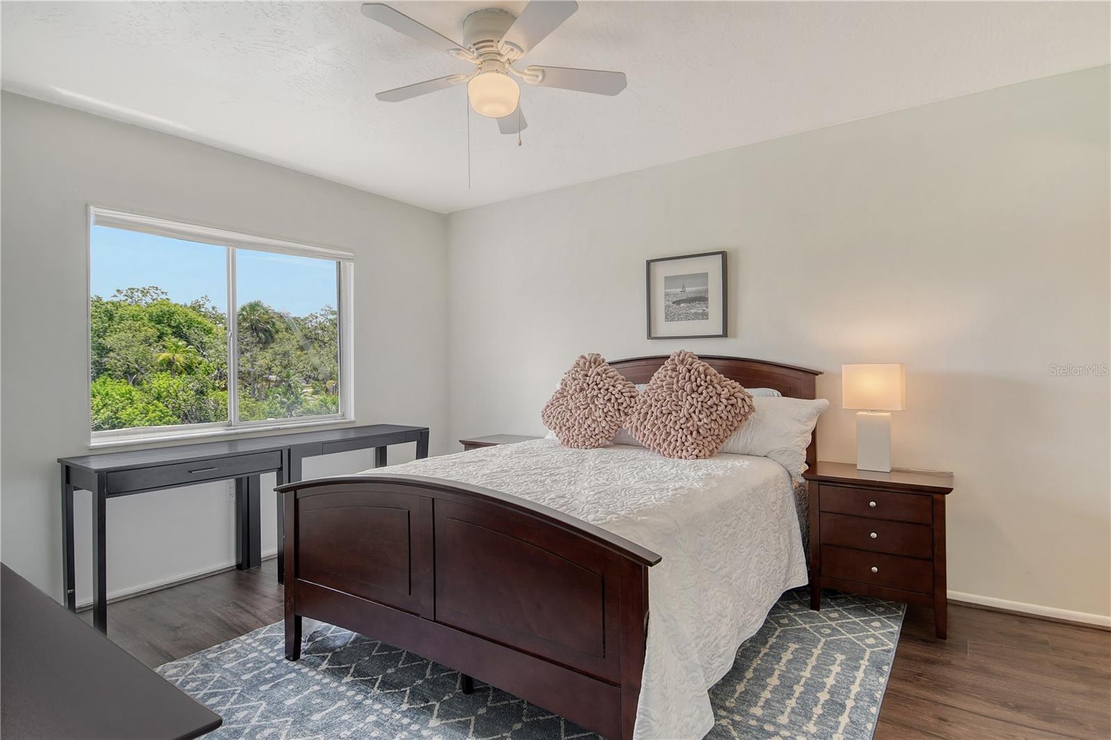 2124 TAMIAMI TRAIL N 103
