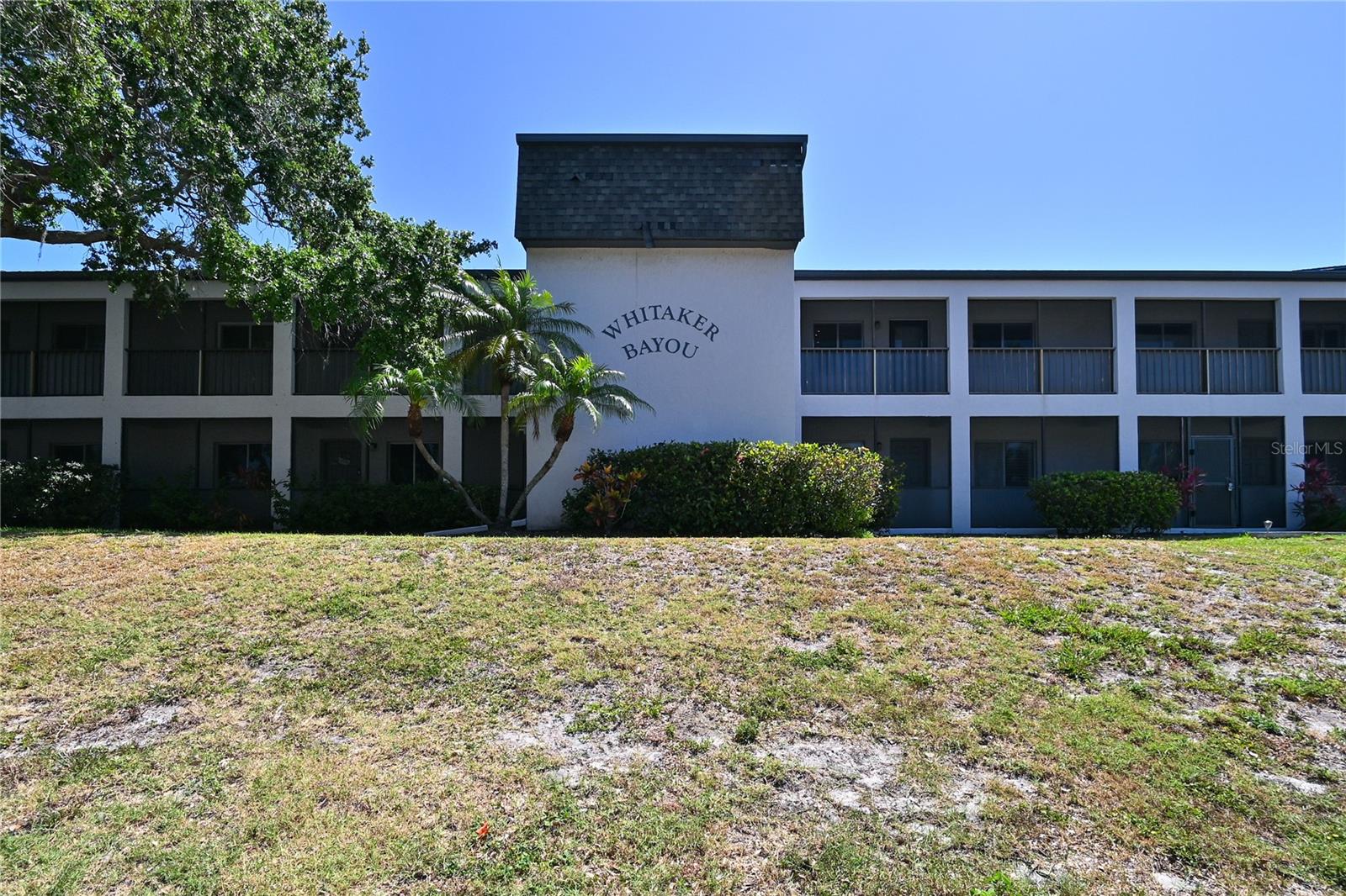 2124 TAMIAMI TRAIL N 103