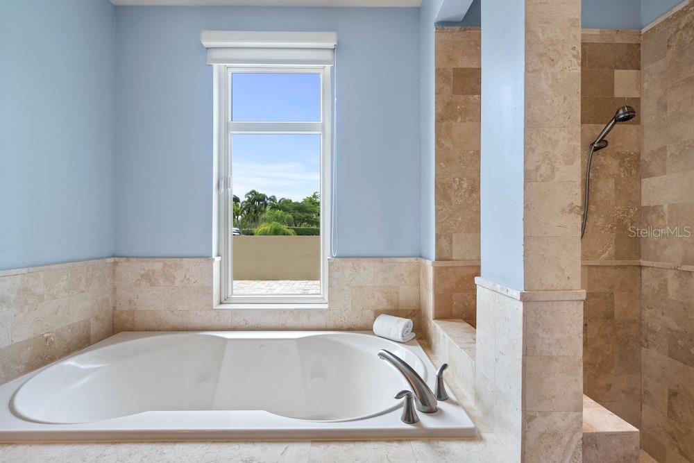 PLANTATION VILLAGE II - Residential Lease