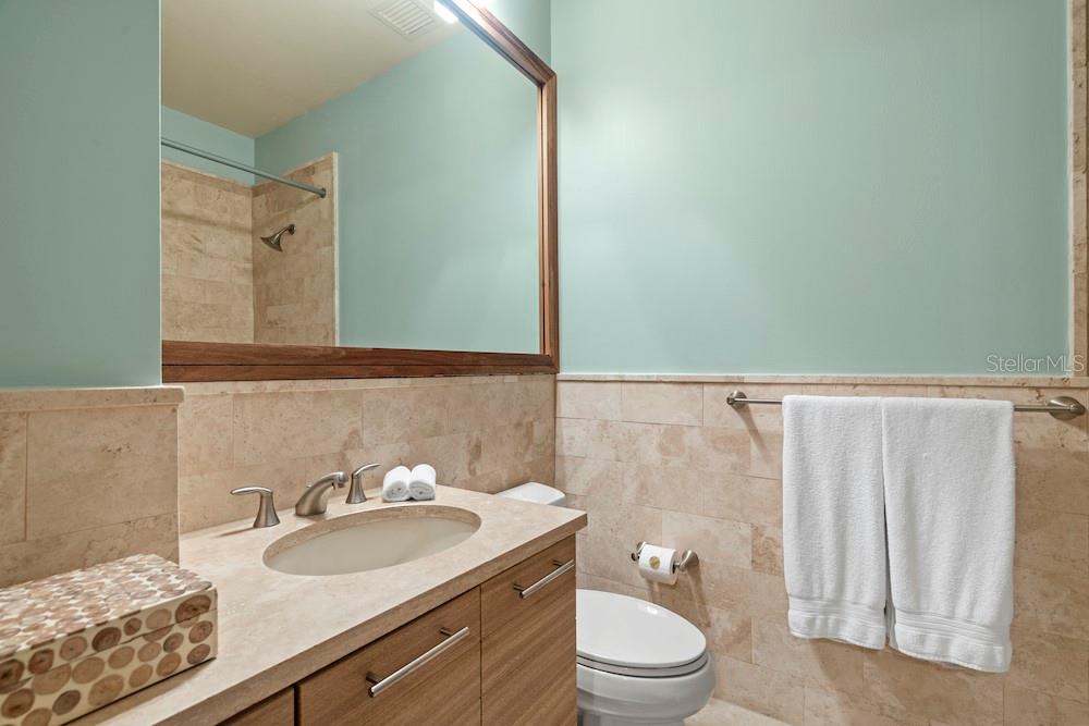 PLANTATION VILLAGE II - Residential Lease