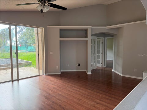 1079 Stoneham Drive, Groveland, FL 34736
