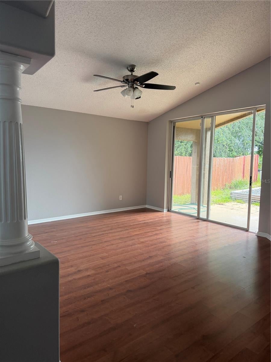1079 STONEHAM DRIVE