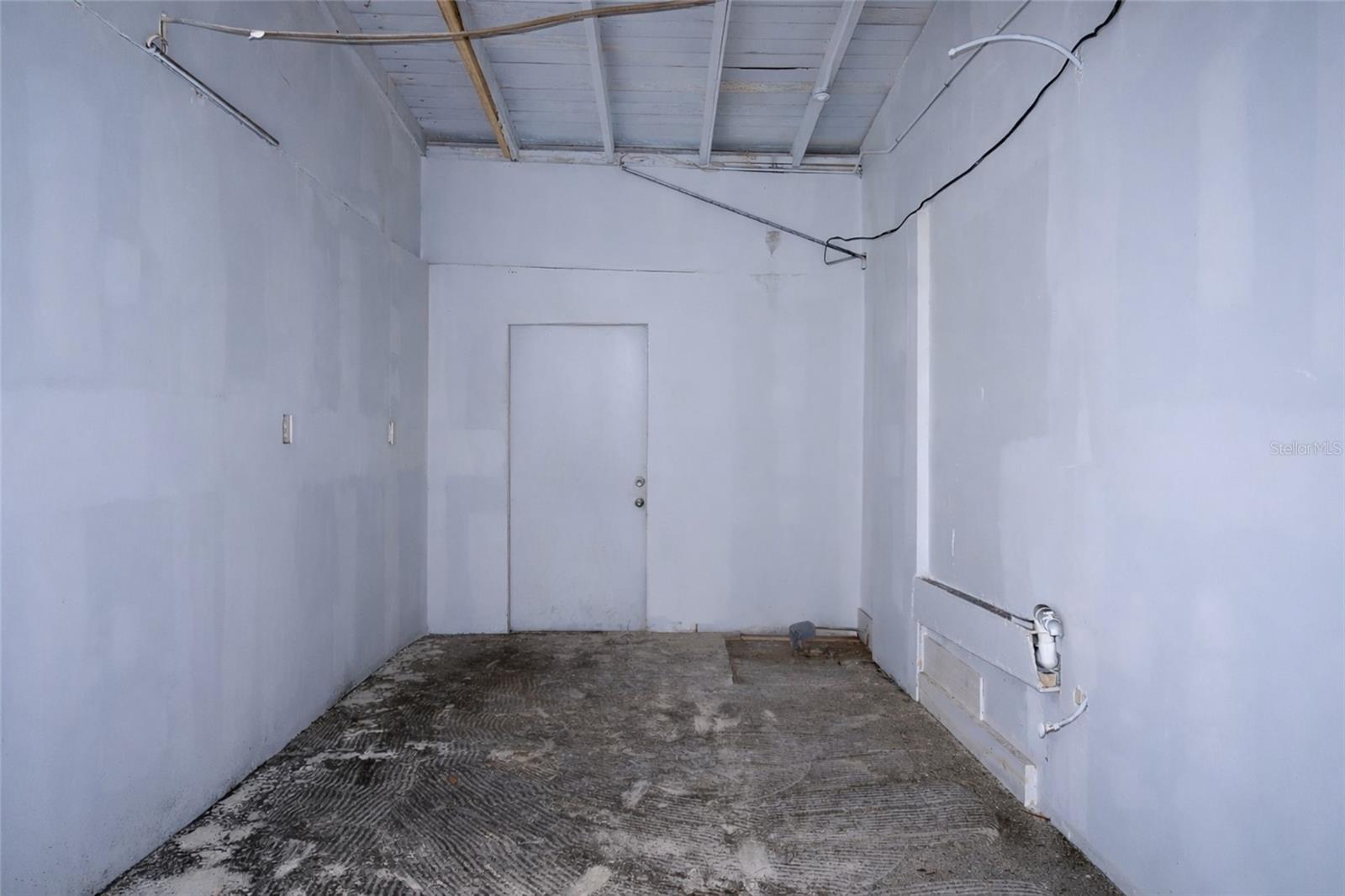 PELOTS ADD - Commercial Sale