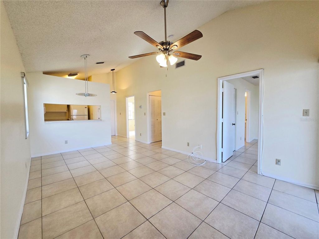 Photo of 6802 Stones Throw Circle N #14206, St Petersburg, FL 33710 (MLS # TB8510637)