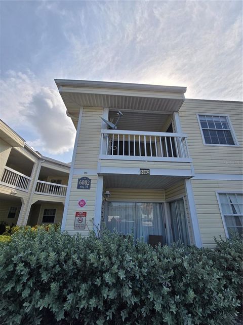 Photo of 6802 Stones Throw Circle N #14206, St Petersburg, FL 33710 (MLS # TB8510637)