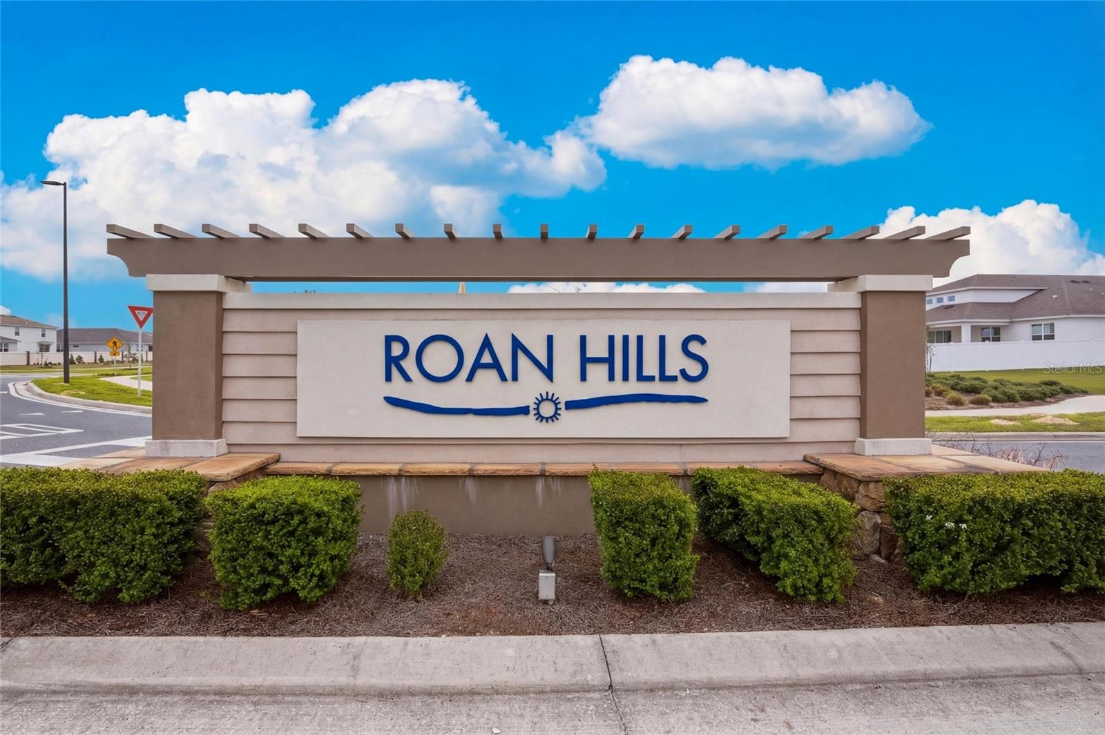 CALESA TOWNSHIP ROAN HILLS PH - Residential