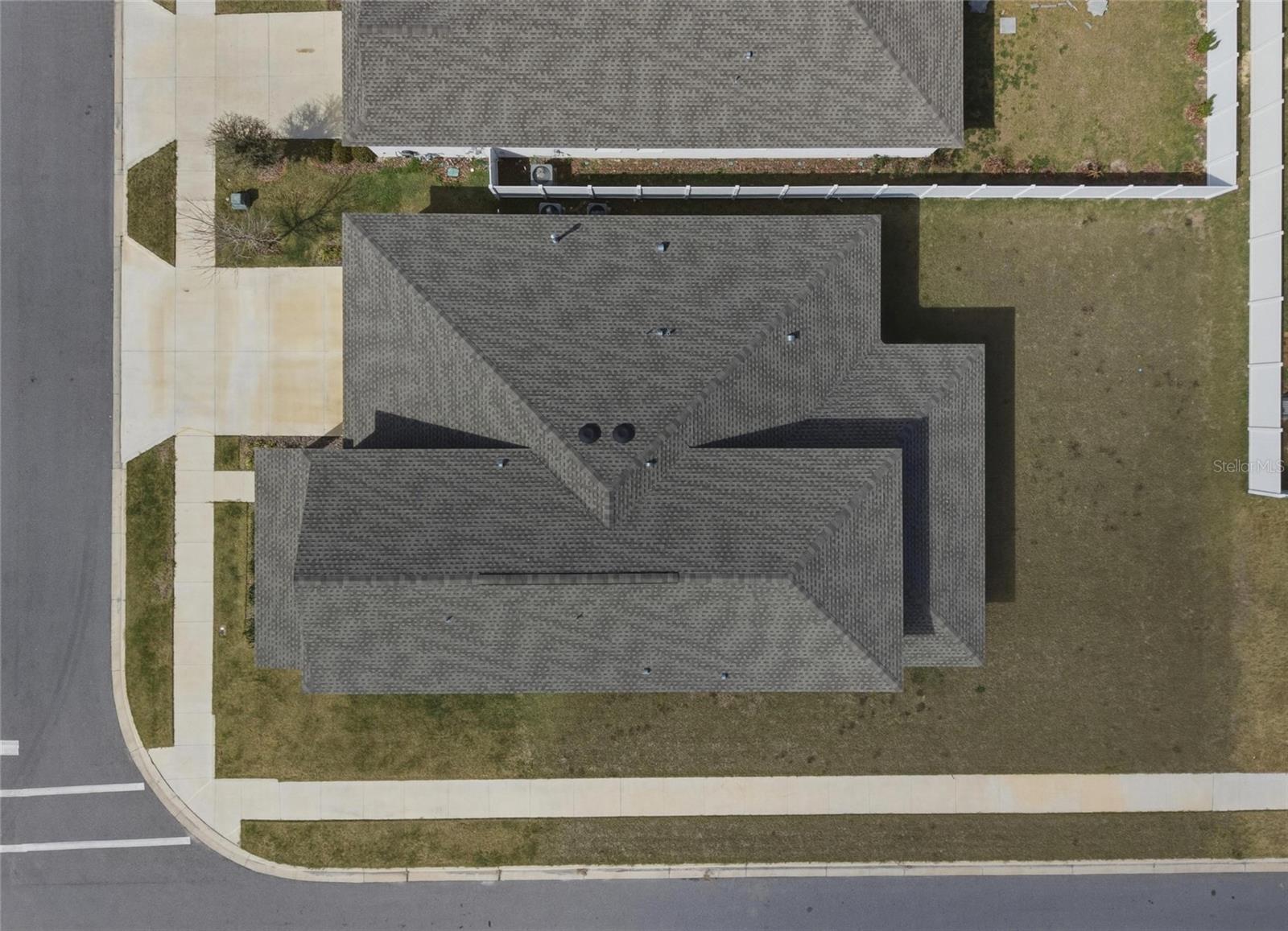 CALESA TOWNSHIP ROAN HILLS PH - Residential