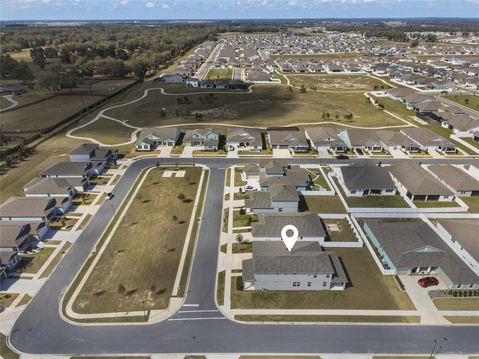 CALESA TOWNSHIP ROAN HILLS PH - Residential