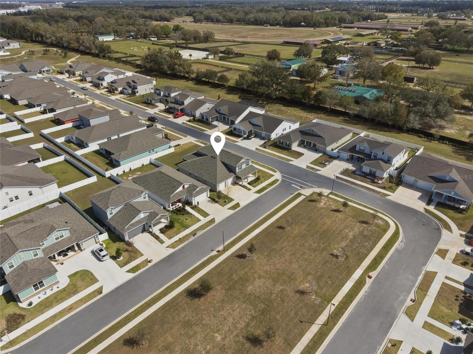 CALESA TOWNSHIP ROAN HILLS PH - Residential