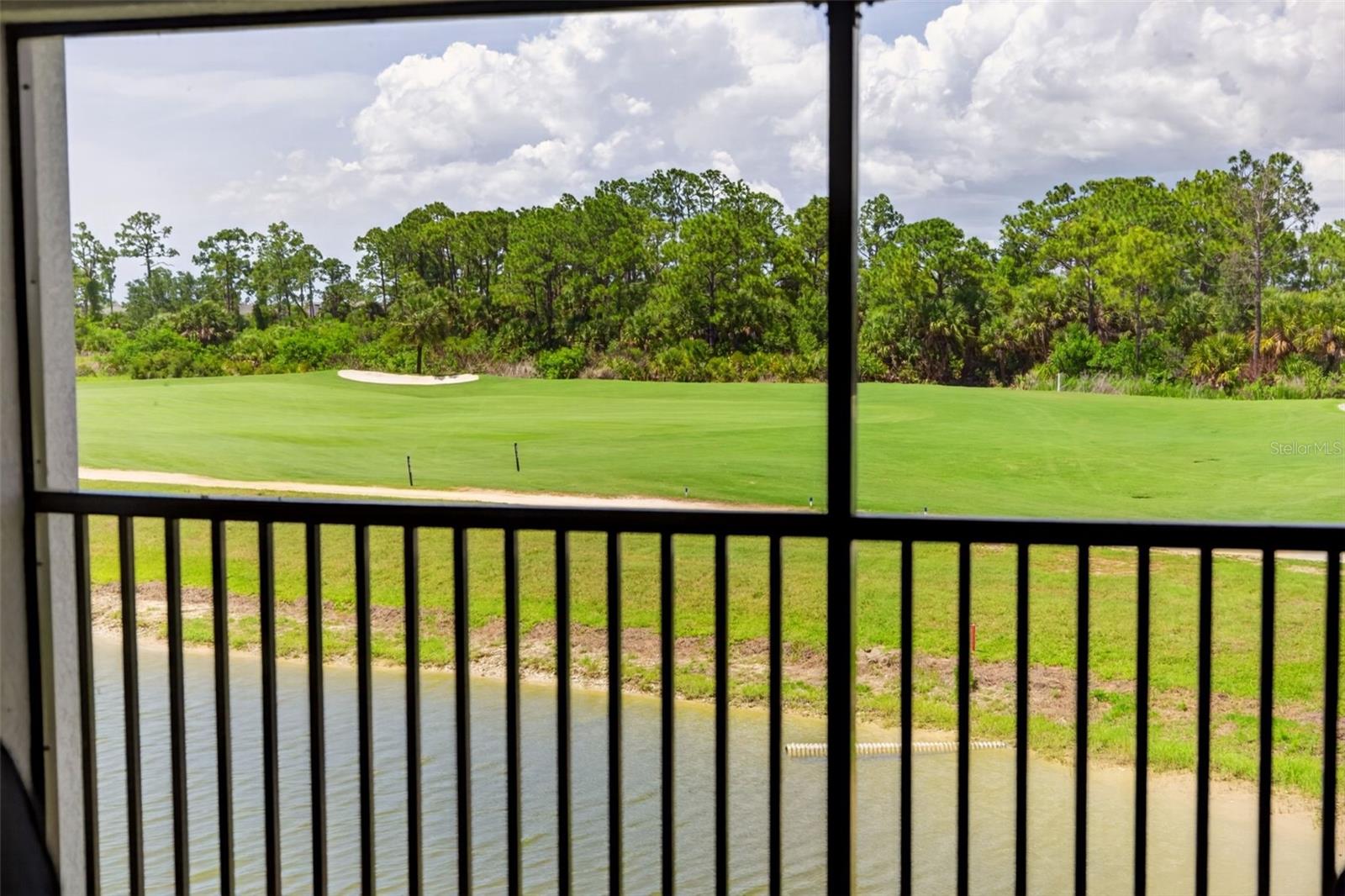WELLEN PARK GOLF AND COUNTY CLUB - Residential