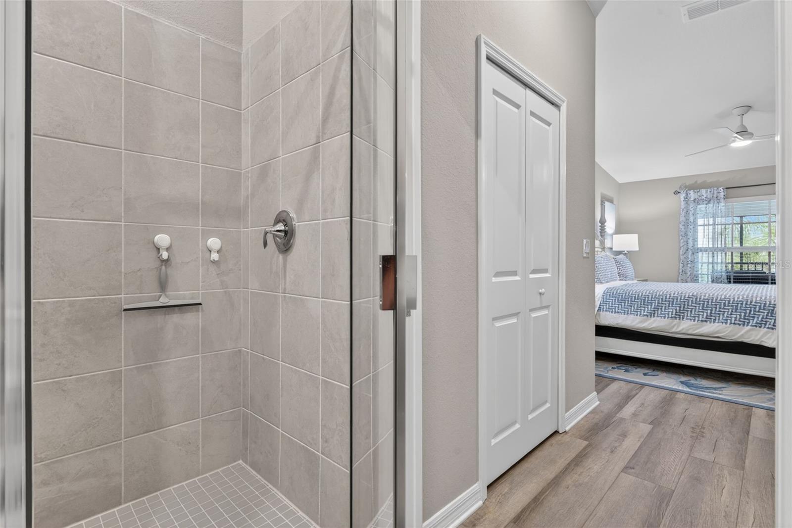 WELLEN PARK GOLF AND COUNTY CLUB - Residential