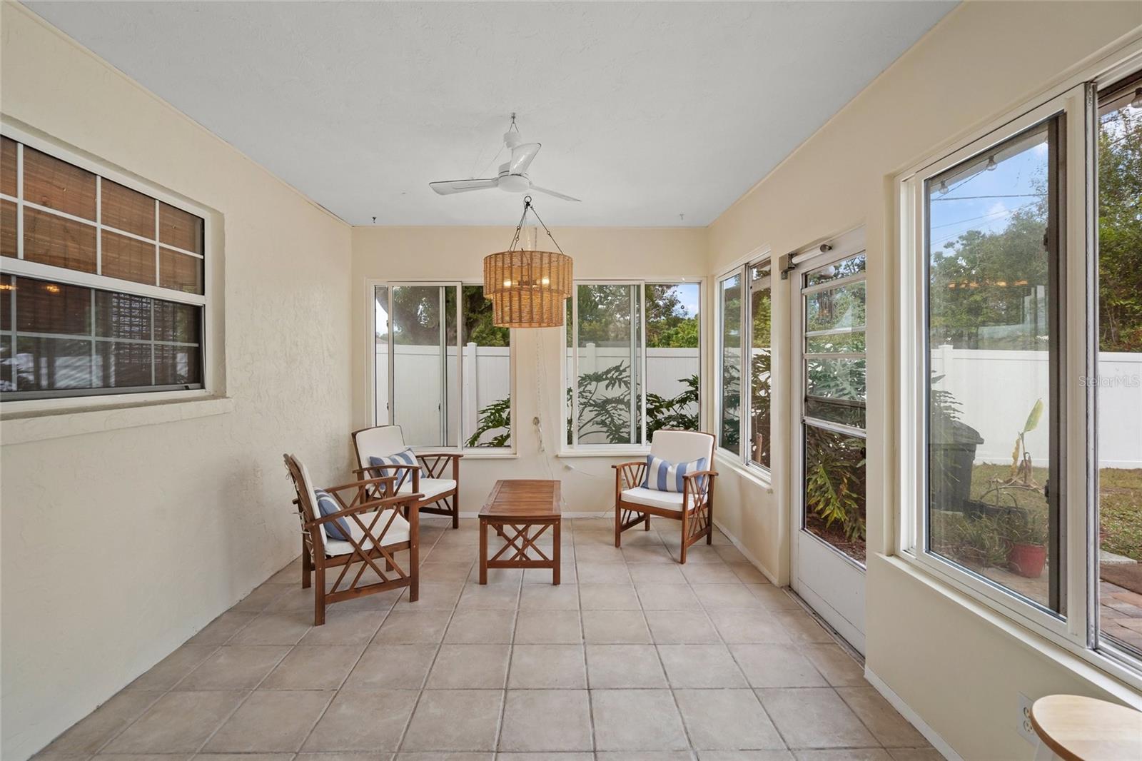 SARASOTA SPGS - Residential