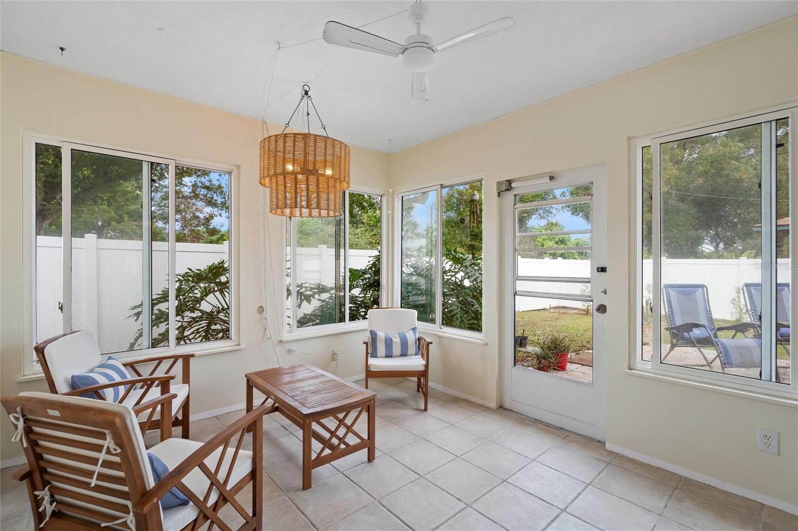 SARASOTA SPGS - Residential