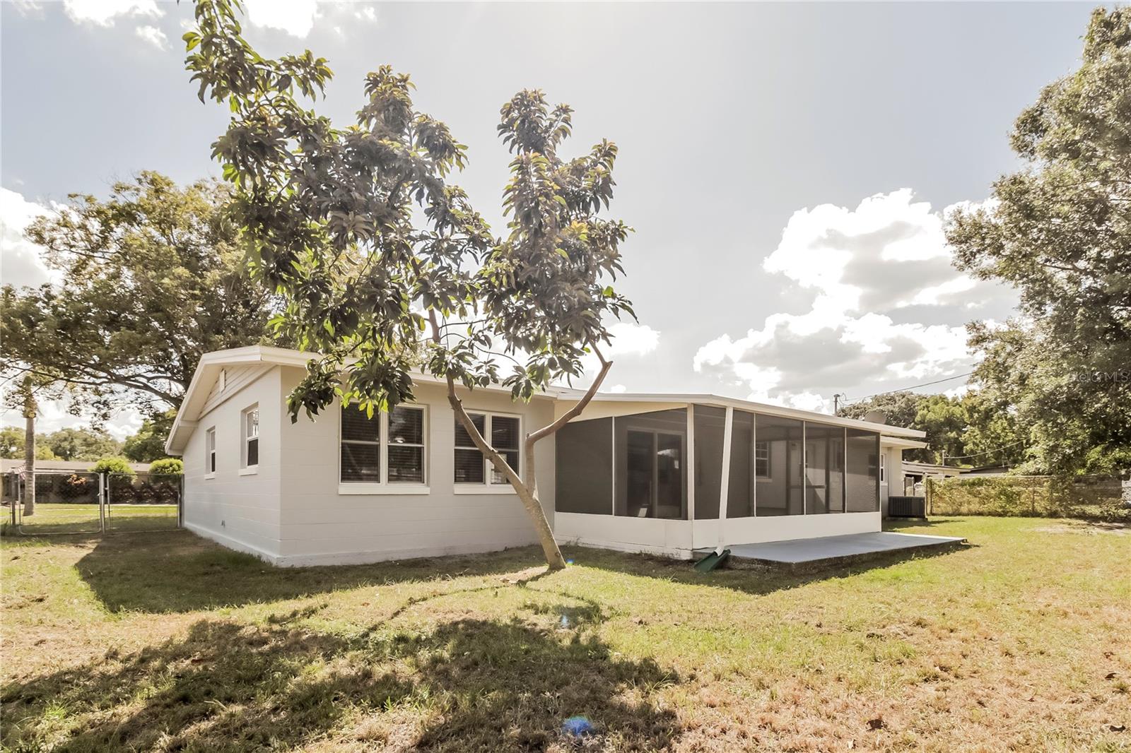 PINAR 1ST ADD - Residential Lease