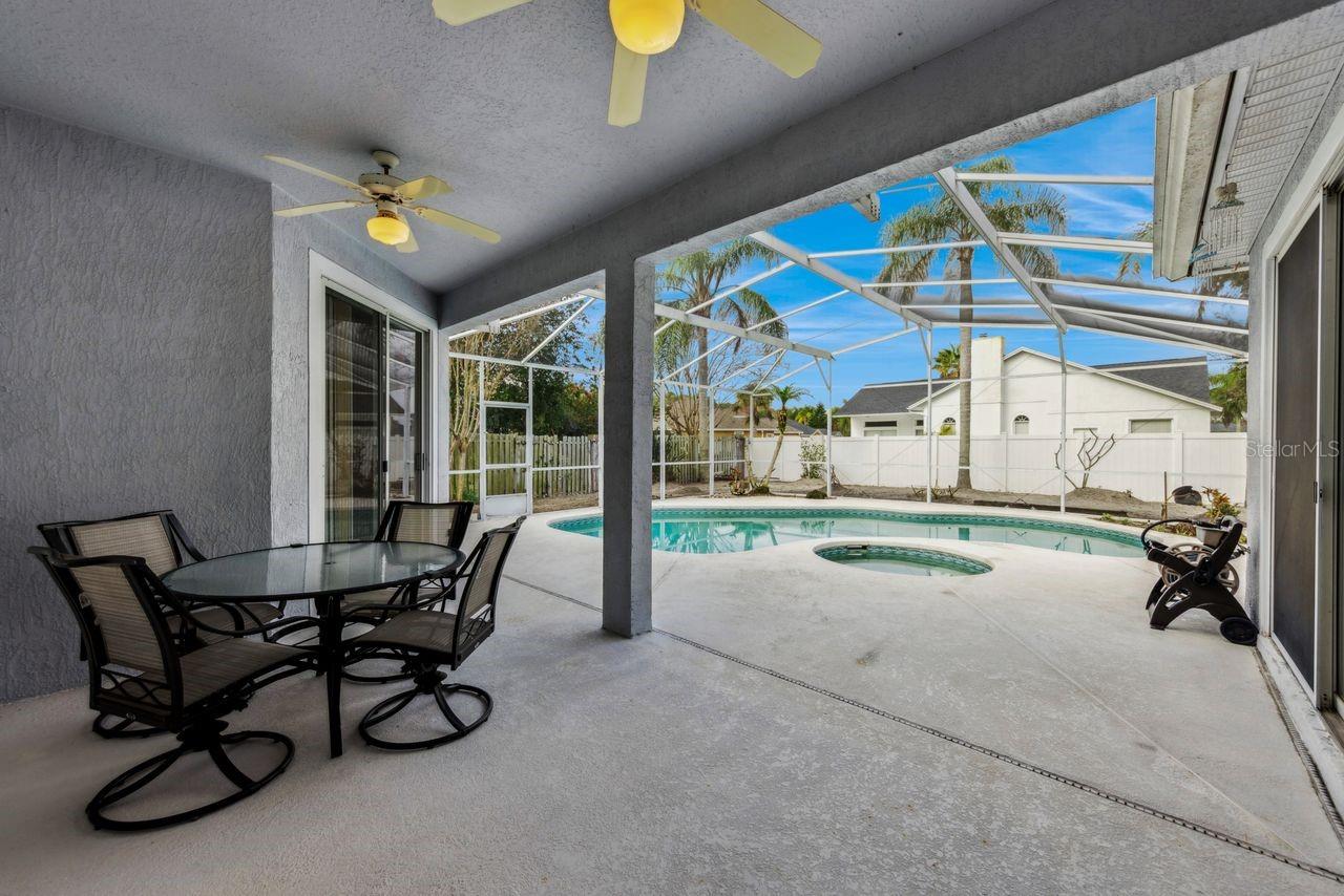 UNIVERSITY ESTATES UNIT 2 - Residential